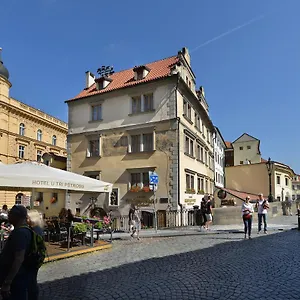 4* Hotel U 3 Pstrosu