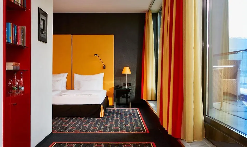 Orea Hotel Angelo Praha  Прага