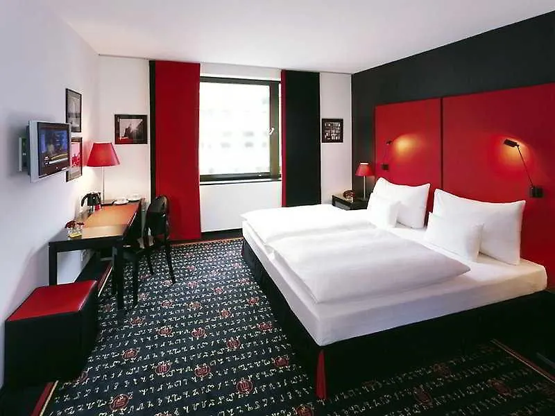 Orea Hotel Angelo Praha Чехия
